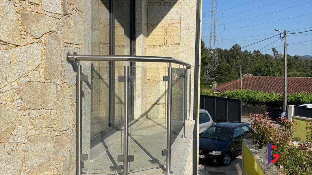 Gradeamento e Portões em Inox